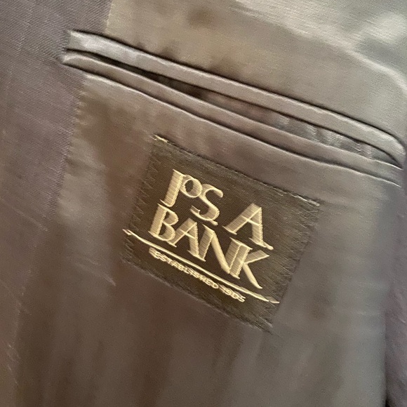 Jos A Banks suit 46R - Picture 3 of 7